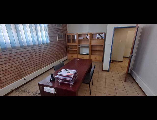 200M² OFFICE TO LET IN NELSPRUIT CENTRAL